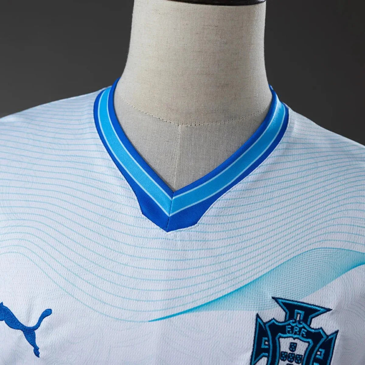 Camisola Edição Especial Azul e Branca Portugal - 2026