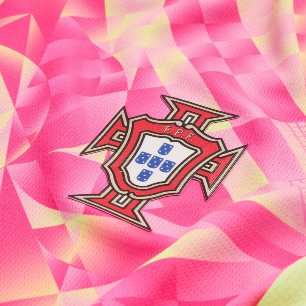 Camisola Guarda-Redes Pixel Seleção de Portugal - Copa do Mundo 2026