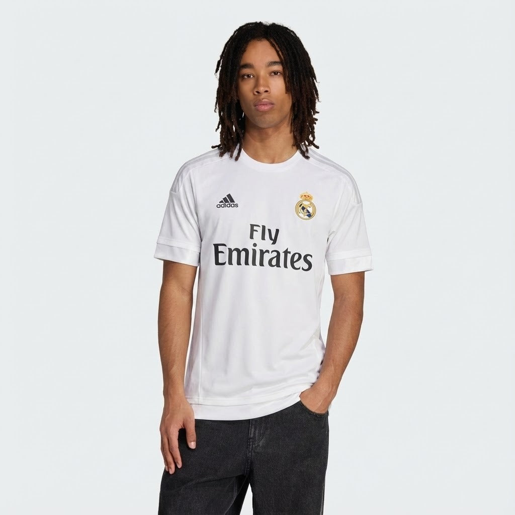 Camisola Retrô Real Madrid 2015/16 I