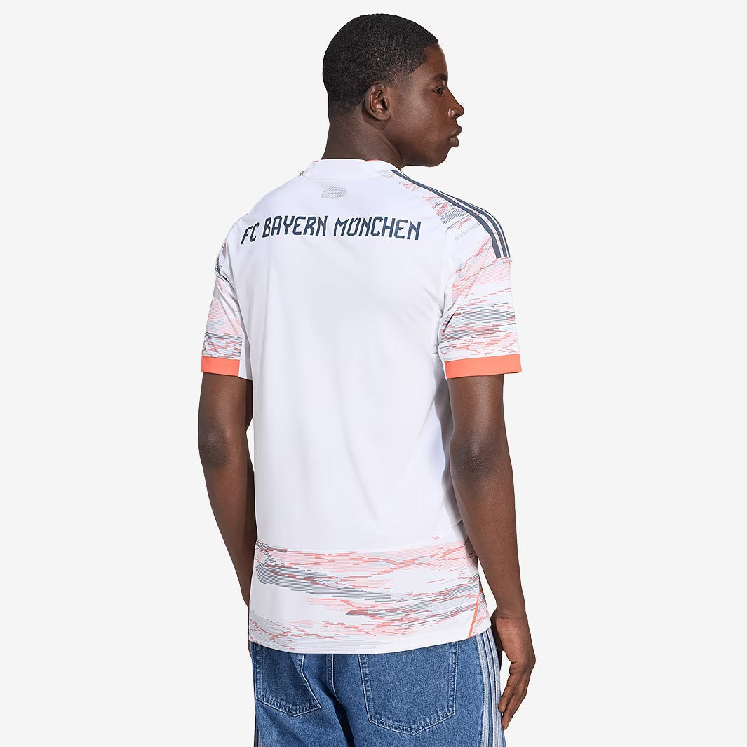 Camisola Bayern de Munique 2025/26 II - imagem 3