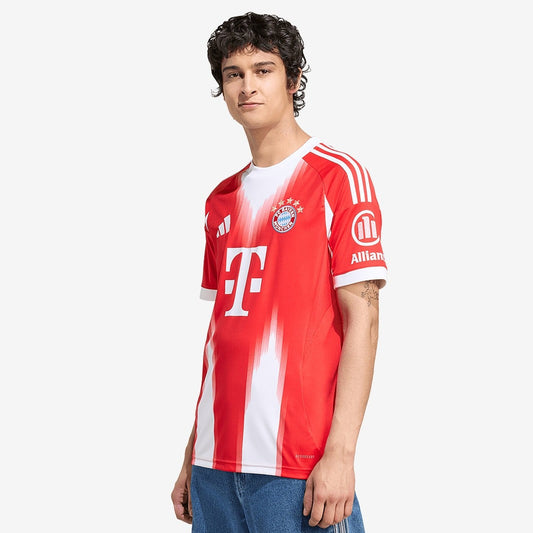 Camisola Bayern de Munique 2025/26 I