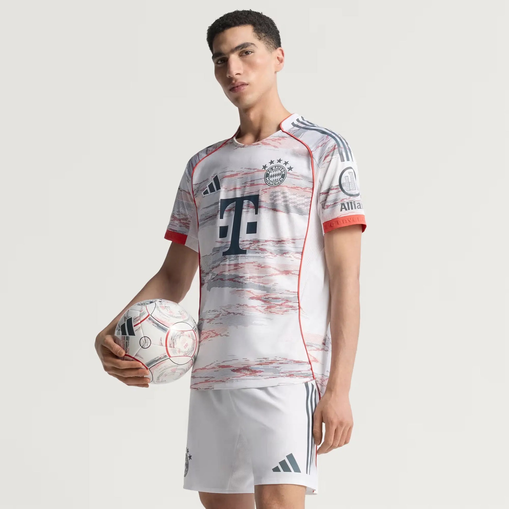 Camisola Adidas Bayern de Munique 2025/26 II Authentic - imagem 3