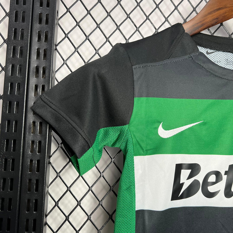 Conjunto Infantil Sporting Principal 2024/25 - ÚLTIMAS UNIDADES! 🔥💚