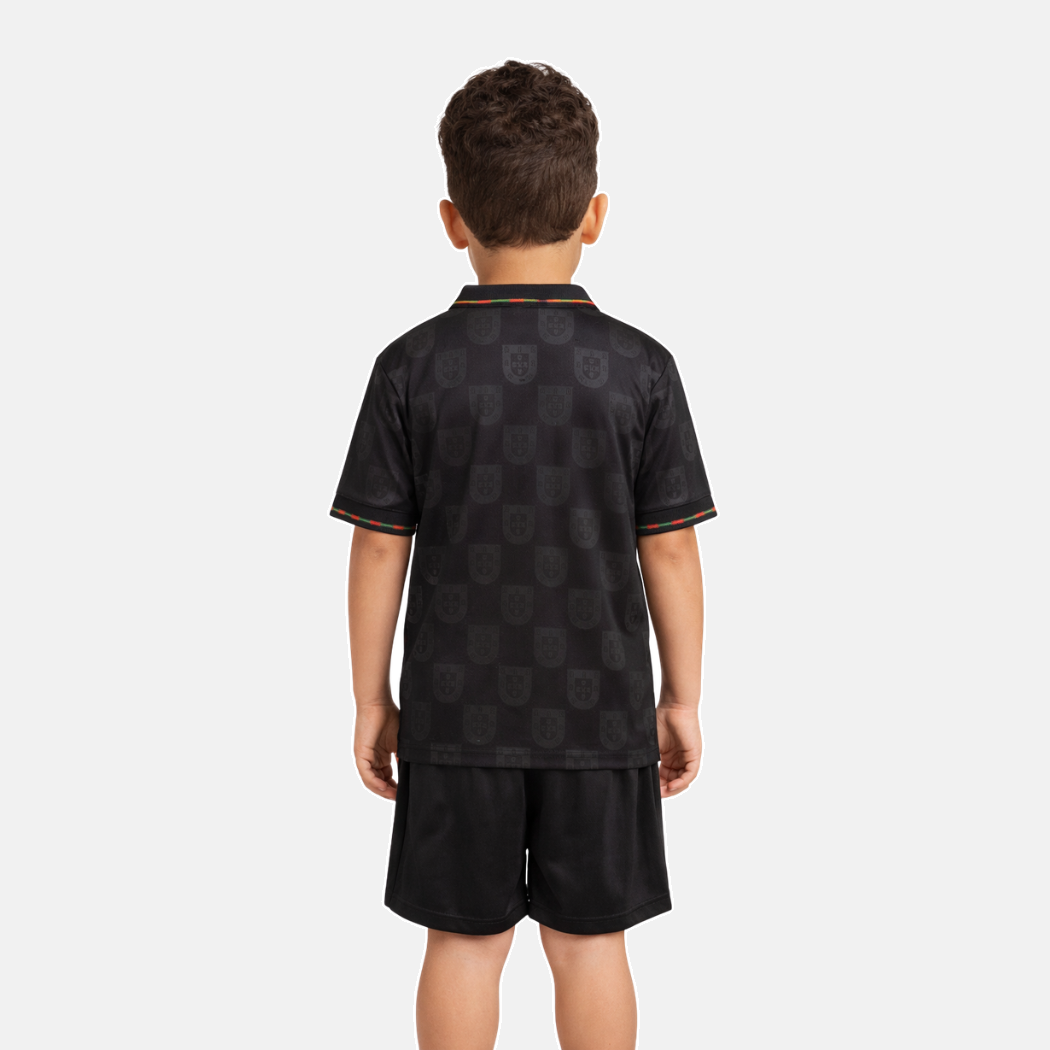Conjunto infantil Portugal Eusébio - 2026