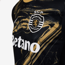 Detalhe da camisola Sporting Terceiro “7” Ronaldo 2024/25

